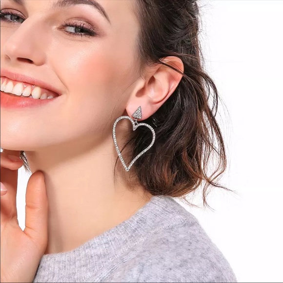 ❤️Crystal Heart Earrings❤️ - Picture 5 of 5